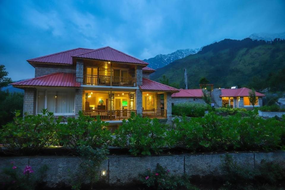 The Amrit Manali 2&3 Bhk Villas Εξωτερικό φωτογραφία