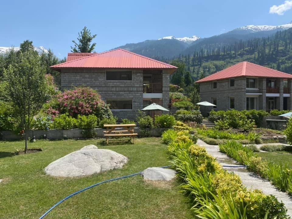 The Amrit Manali 2&3 Bhk Villas Εξωτερικό φωτογραφία